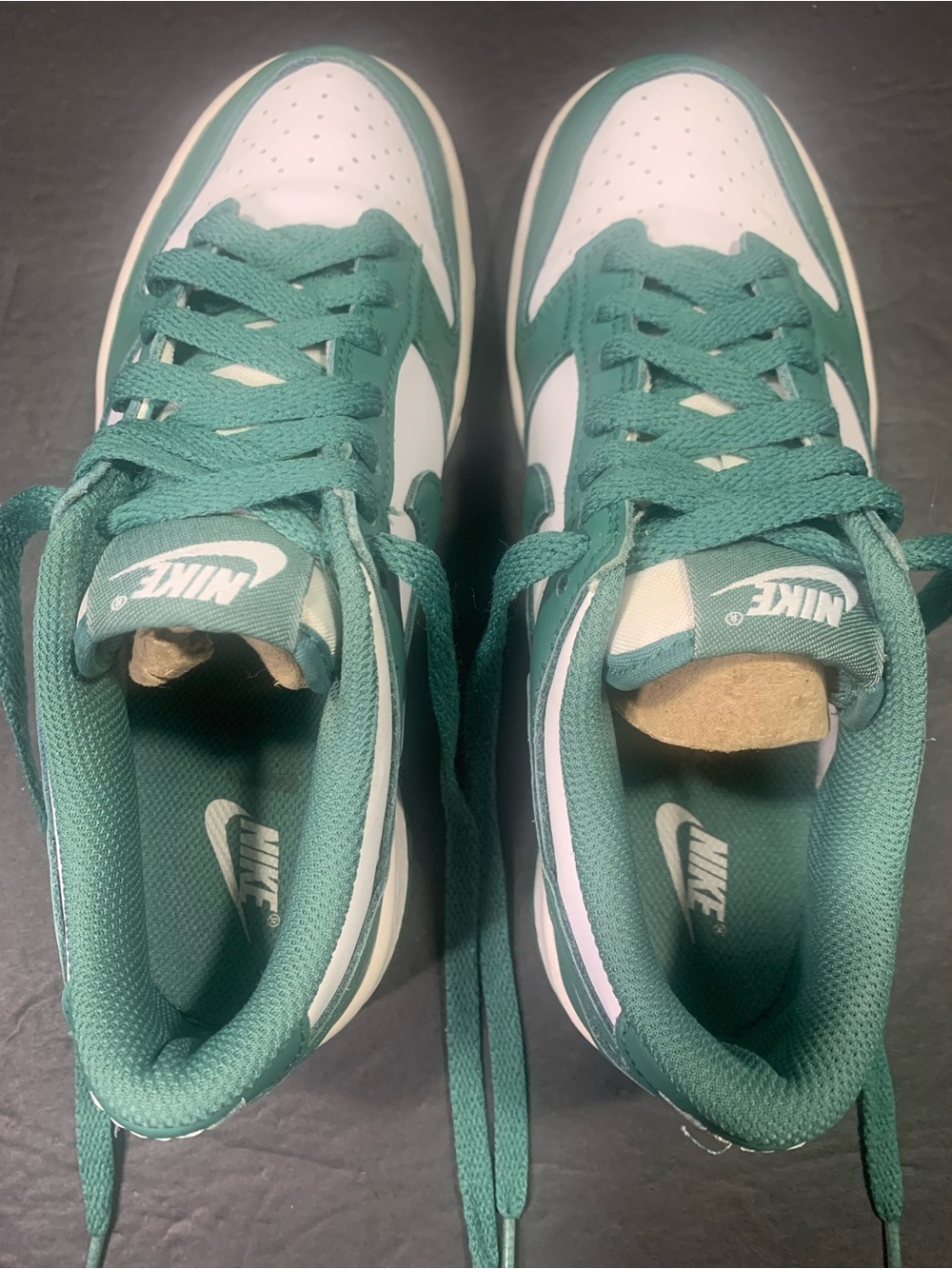 Nike Dunk Low Sneakers White Green Shoe Size - 6.5 Women’s or Youth 5Y - Picture 7 of 9